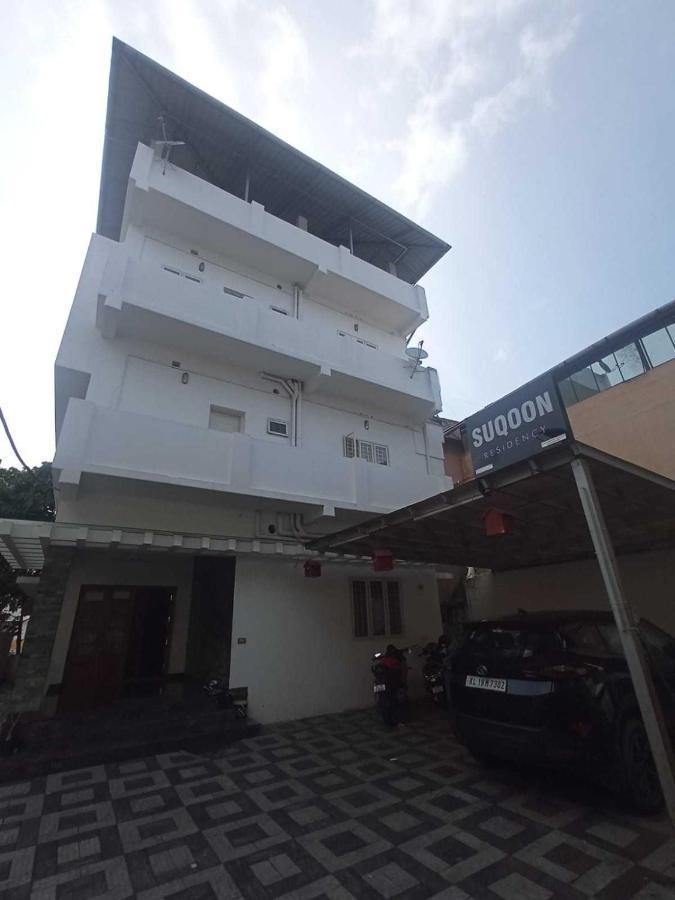 Collection O 81026 Suqoon Premium Stays Kochi Luaran gambar