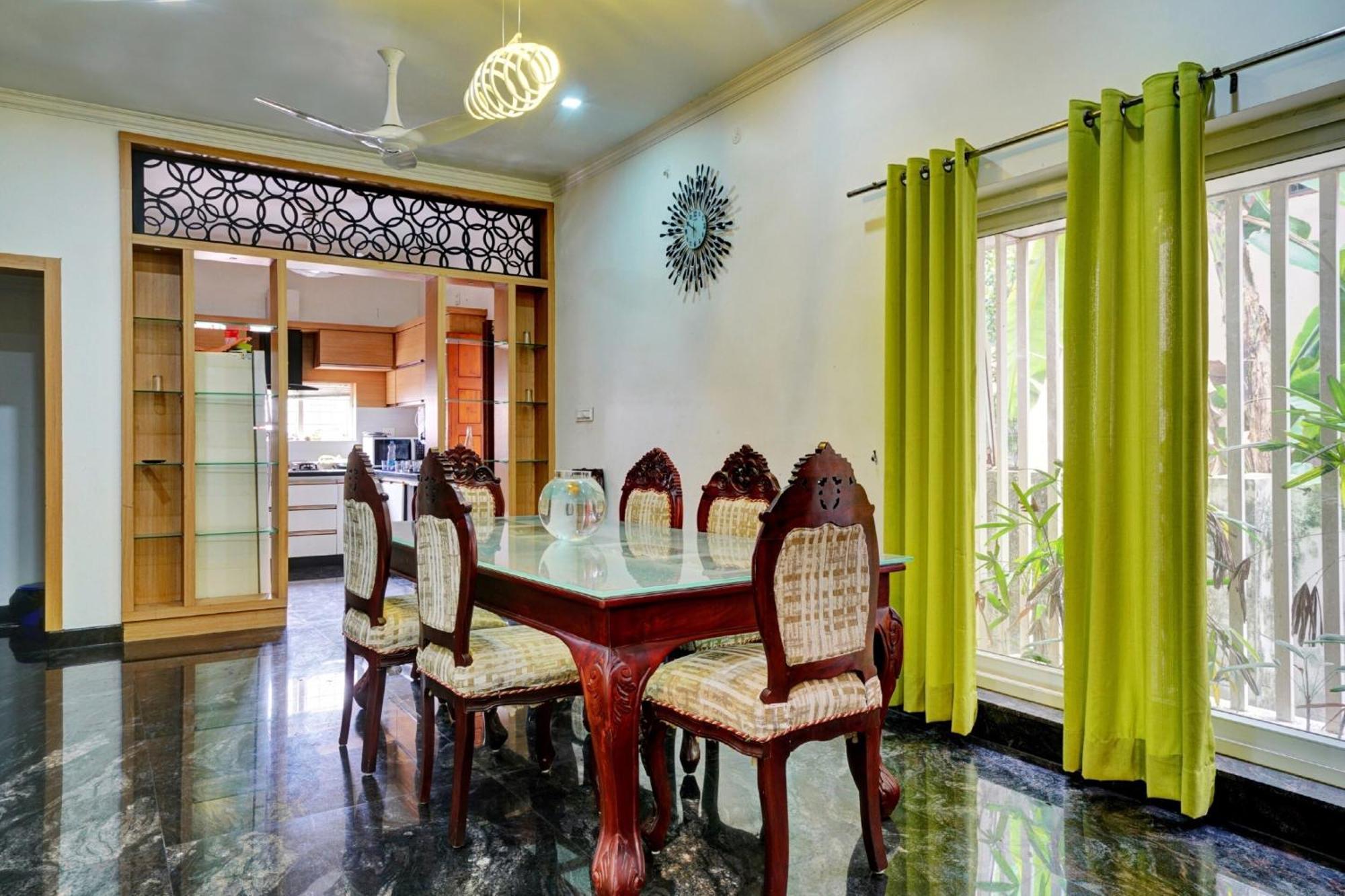 Collection O 81026 Suqoon Premium Stays Kochi Luaran gambar